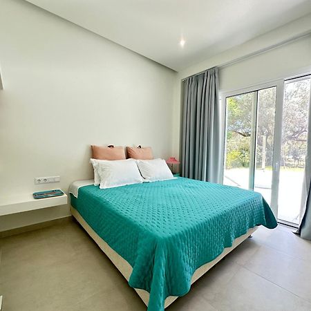 Splash Suites With Private Pools Никиана Экстерьер фото