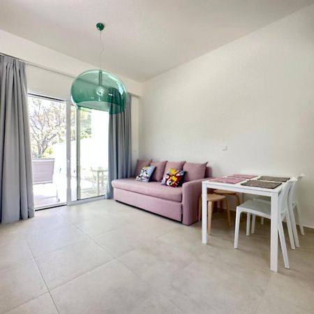 Splash Suites With Private Pools Никиана Экстерьер фото